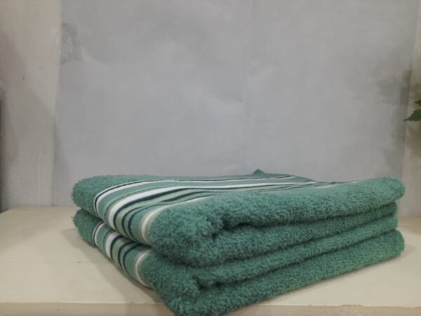 Toalha de Banho 98%Algodão 2%Poliéster 1,30m x 62cm