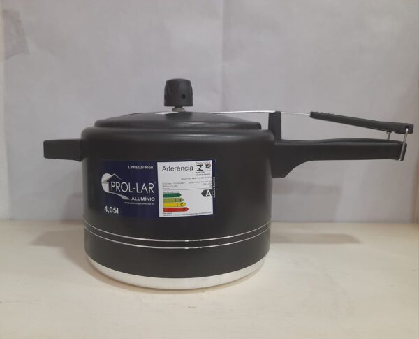 Panela de Pressão Antiaderente 4,05L Preta Prol-Lar
