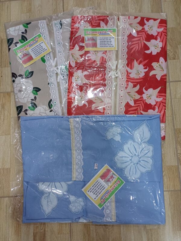 Colcha de Cama Casal Bordada/Estampada 2,20x240M