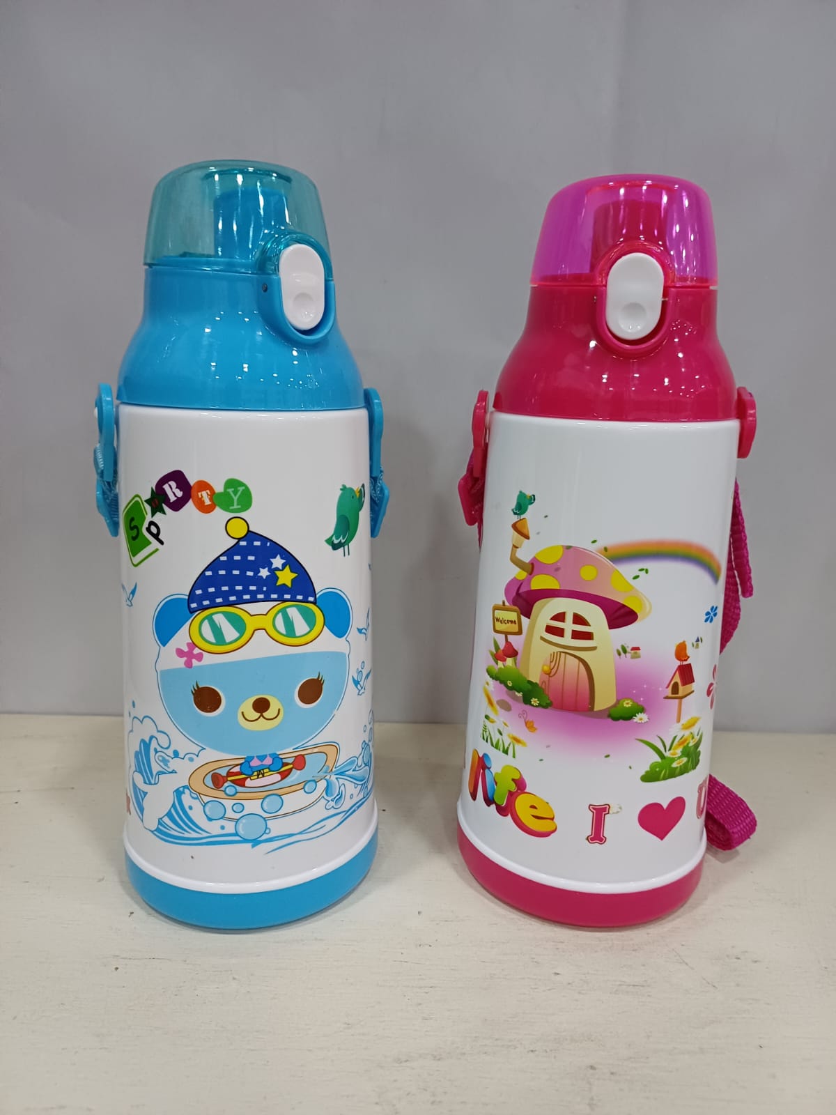 Garrafa Infantil Semi-Térmica 22x5cm